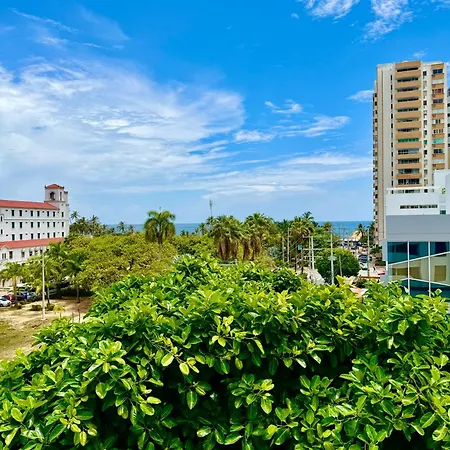 Apto En Bocagrande A Unos Pasos De La Playa Apartment *